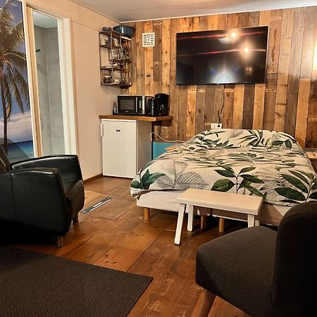 Beach House Met Badkamer, Boxspring & Airco Schoonebeek エクステリア 写真